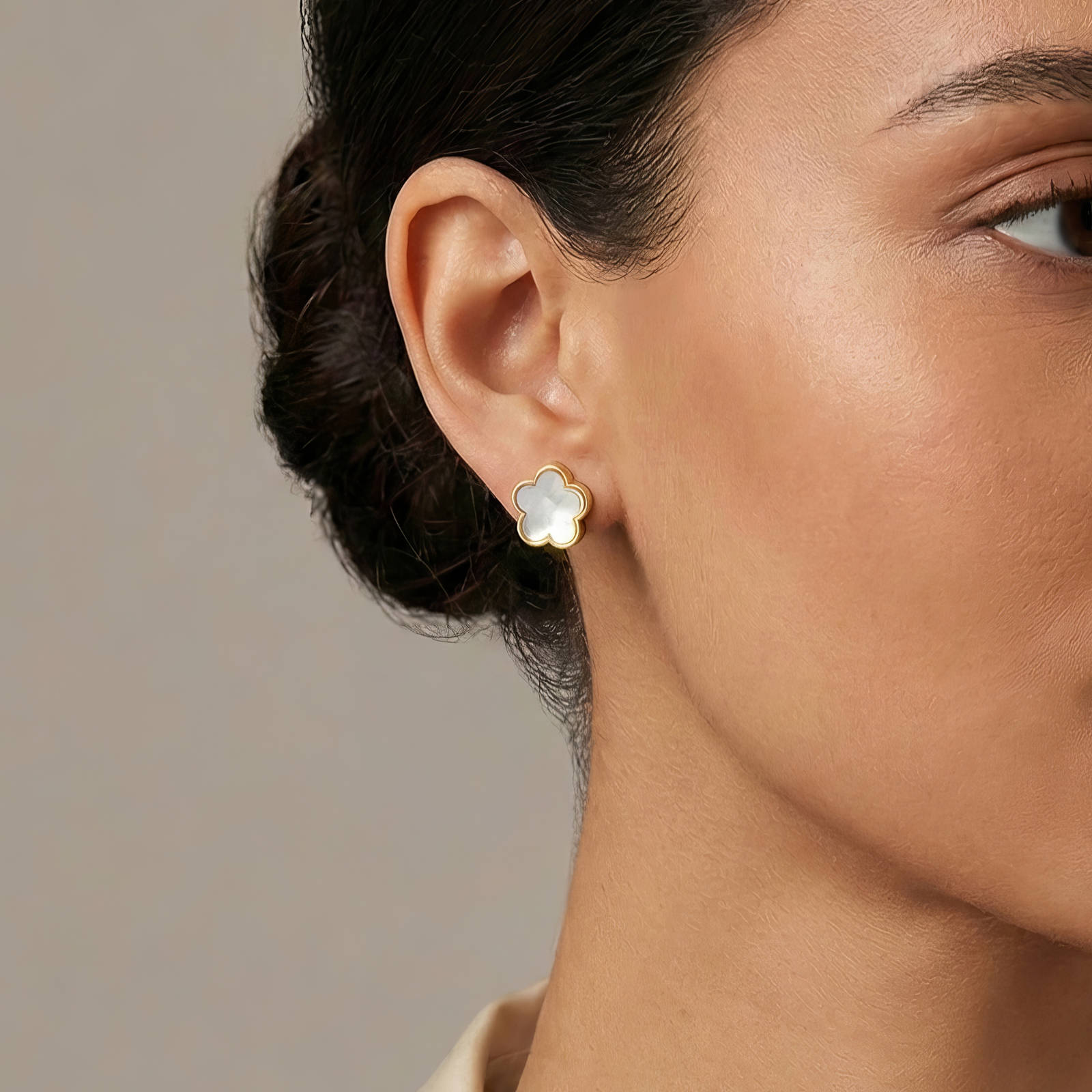 White Flower Studs